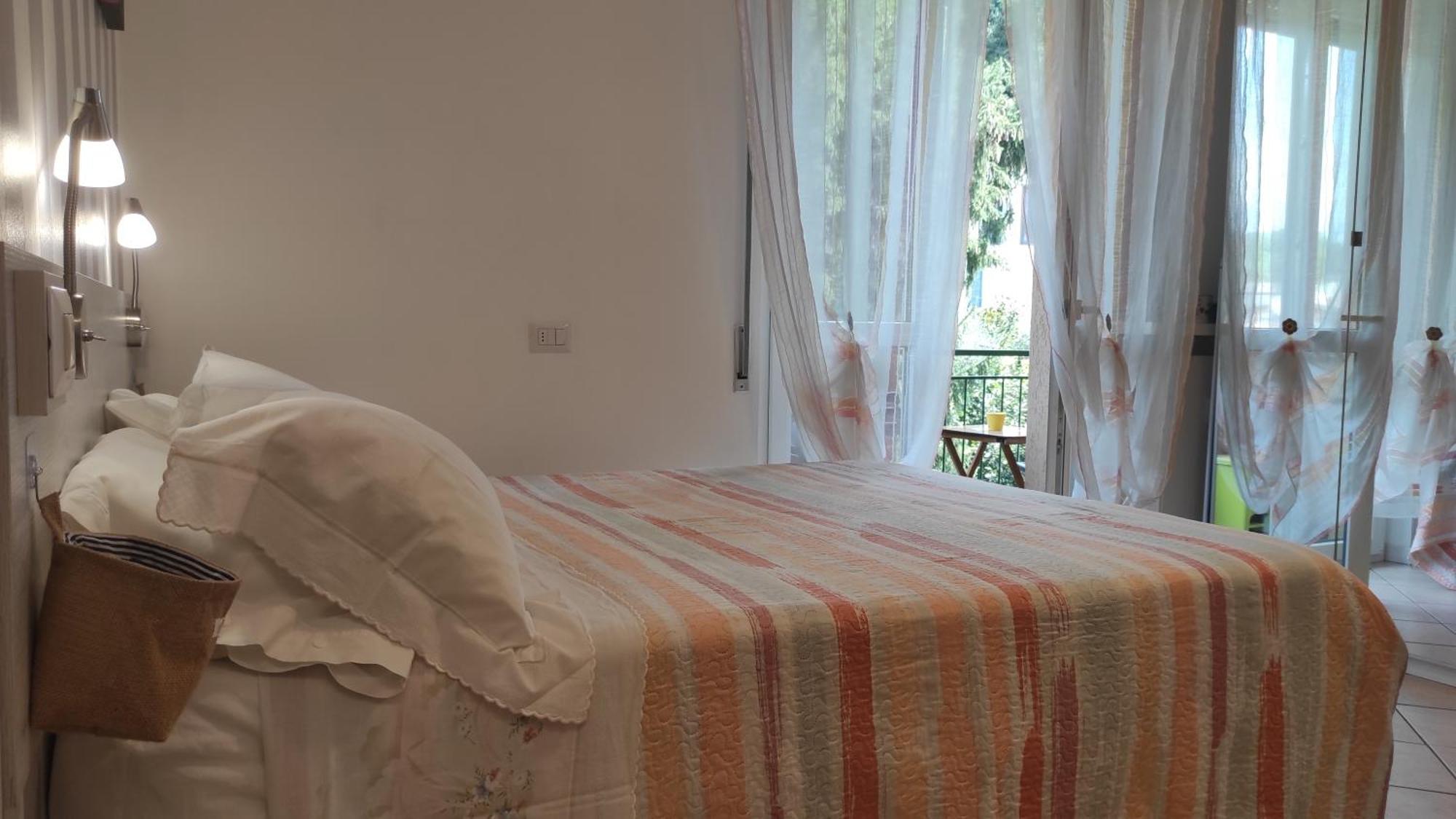Como Petite Maison Екстериор снимка